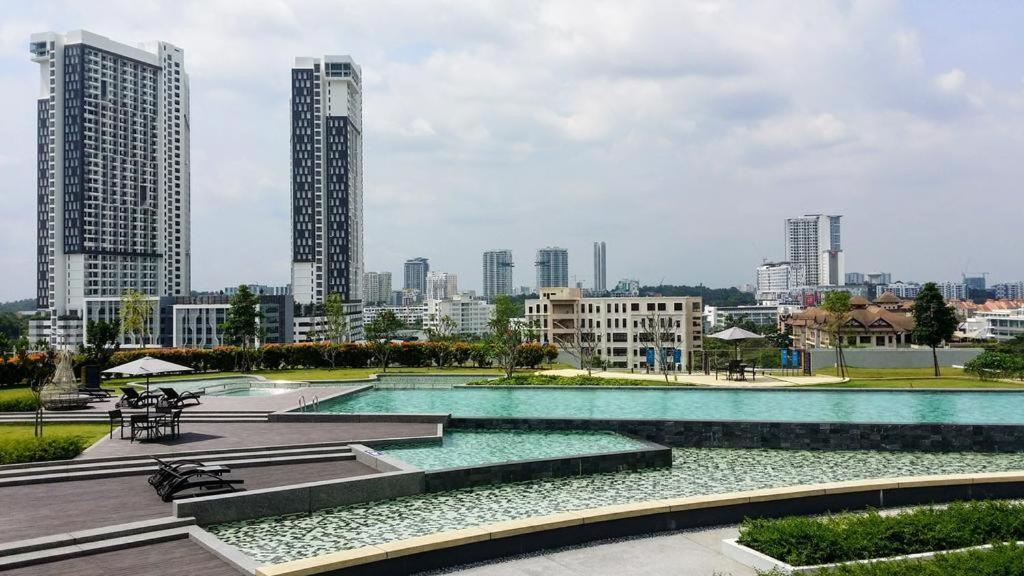 Apartment The Hyve-cyberjaya: Work-friendly With Flexible Cyberjaya