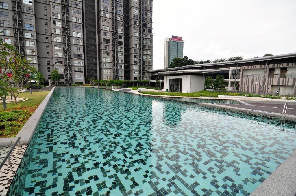 Apartment The Hyve-cyberjaya: Work-friendly With Flexible Cyberjaya