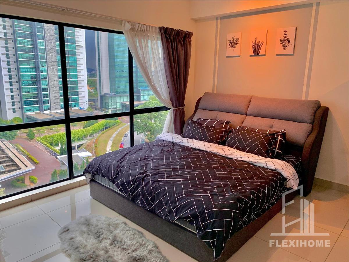 Apartment The Hyve-cyberjaya: Work-friendly With Flexible